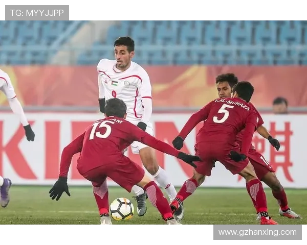 卡塔尔足球明星10号的传奇之路与辉煌成就解析 卡塔尔足球明星10号的传奇之路与辉煌成就解析