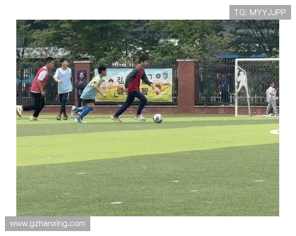 武汉足球明星赛精彩瞬间回顾视频尽显球技与激情 武汉足球明星赛精彩瞬间回顾视频尽显球技与激情